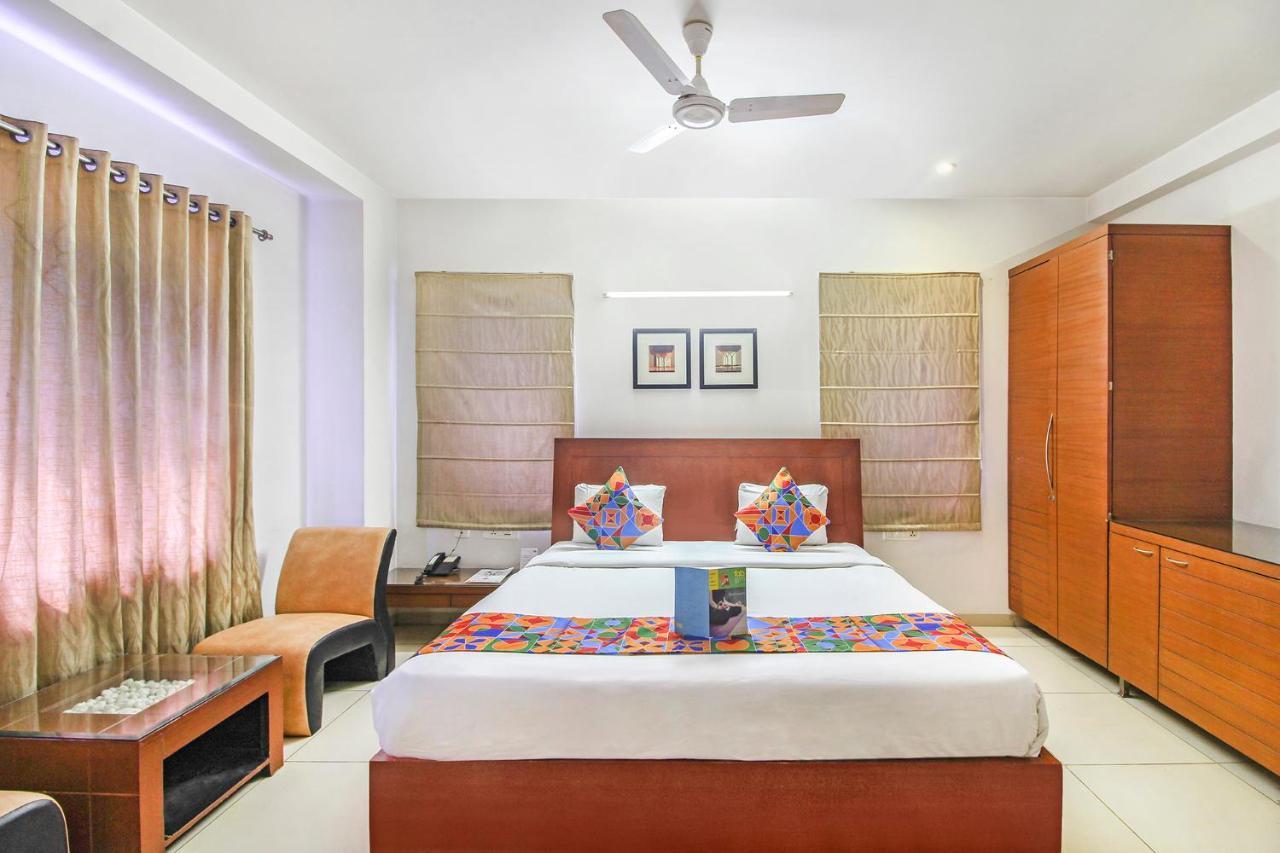 แฟบโฮเต็ล ฮิลล์ วิว พิคำเพชร Hotel ไฮเดอราบัด ภายนอก รูปภาพ